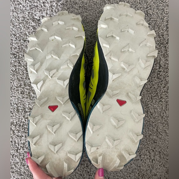 Salomon men’s trail running shoe - Picture 5 of 5